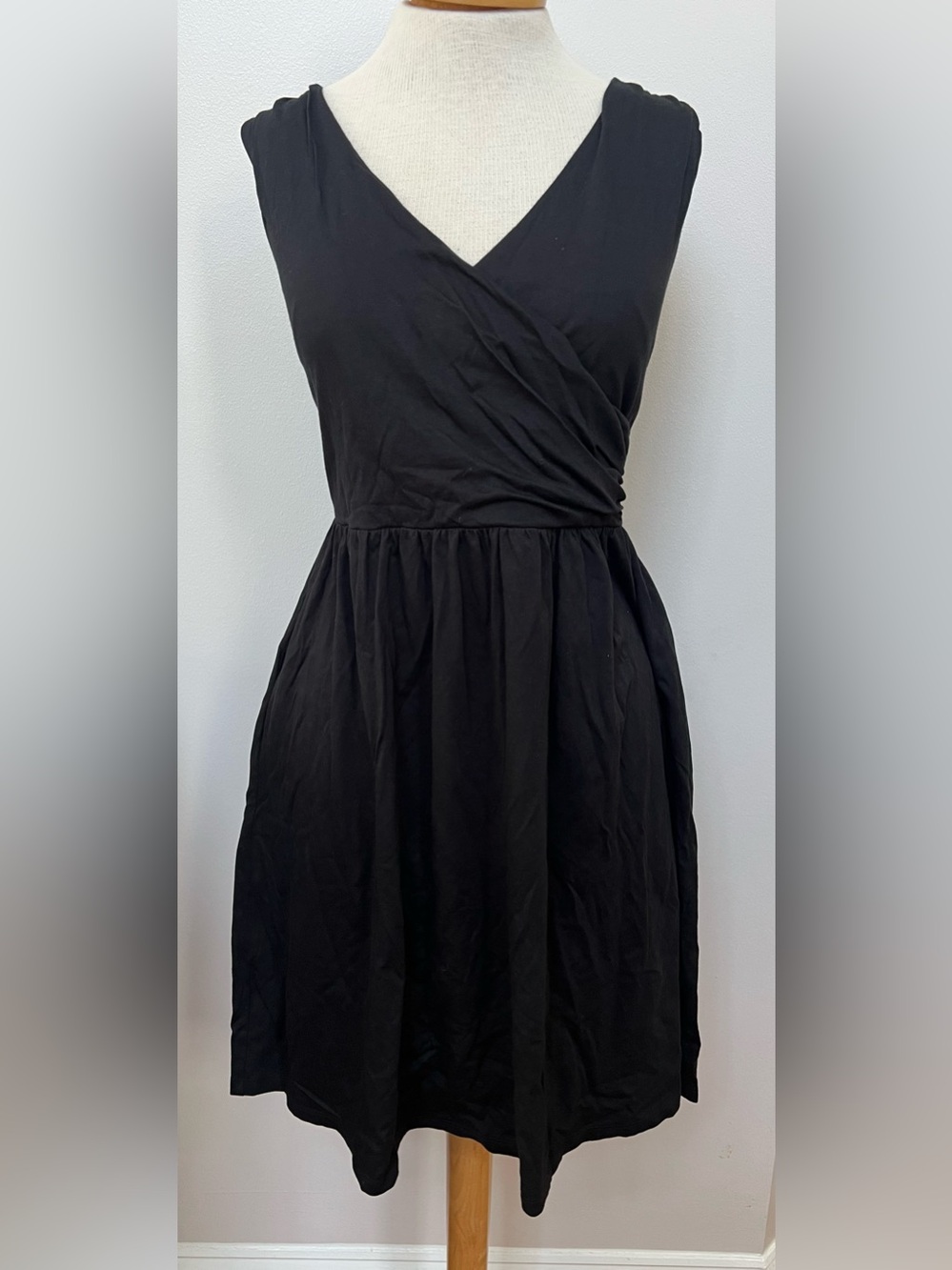 Boden Effie Black Wrap Dress Midi Sleeveless Surplice Jersey Pockets 6